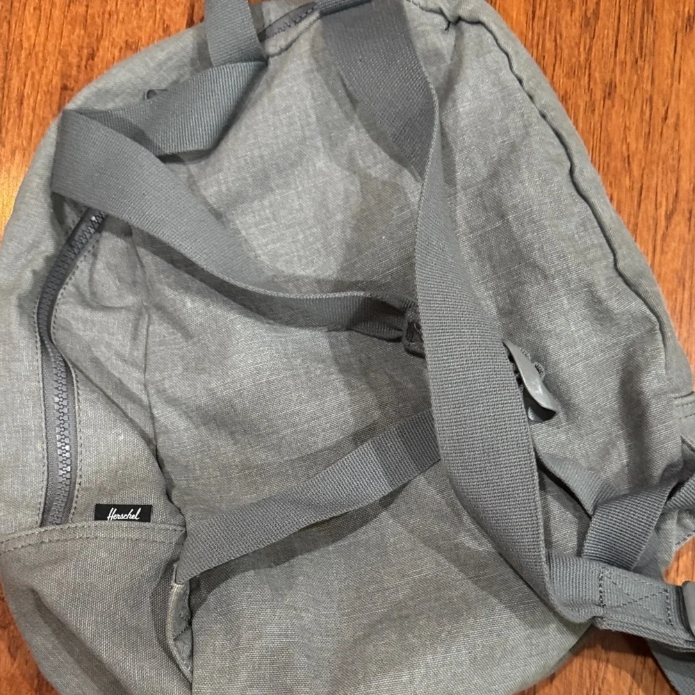 Herschel Supply Company Classic Gray Backpack